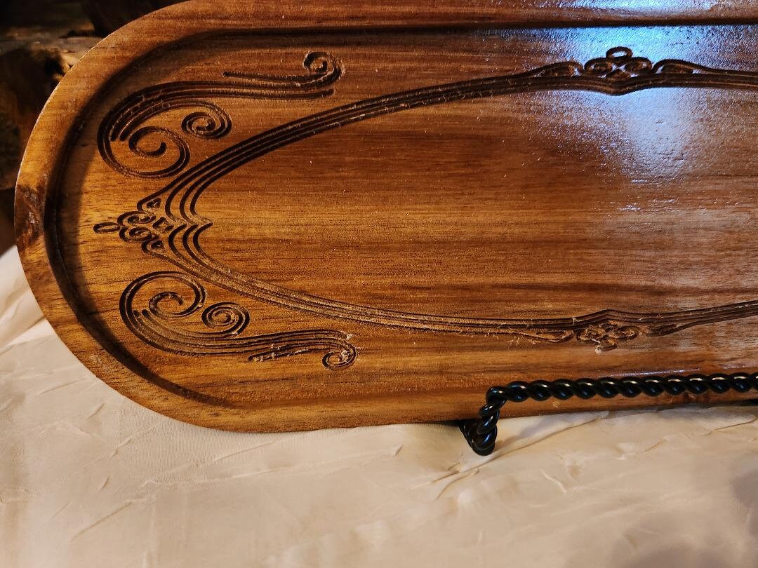 Oval Jewelry Tray with scroll pattern